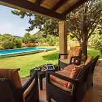 3 Bedrooms Villa With Pool Near Pollensa By Renthousing