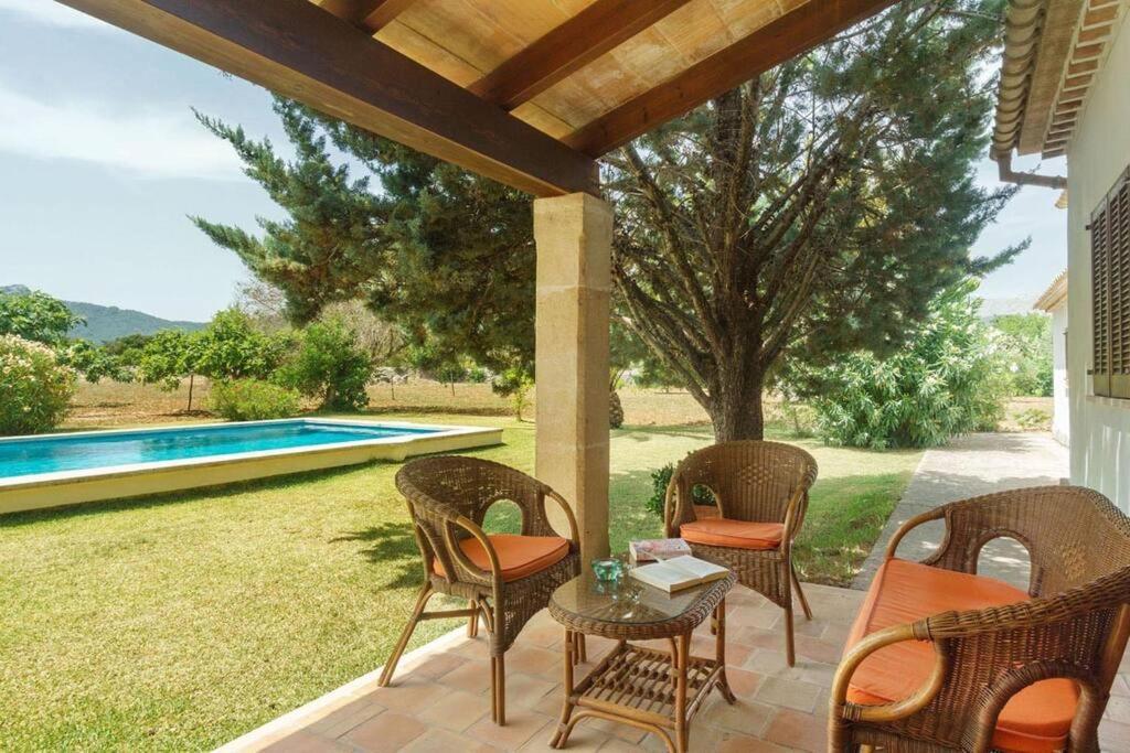 3 Bedrooms With Pool Near By Renthousing Vakantiehuis