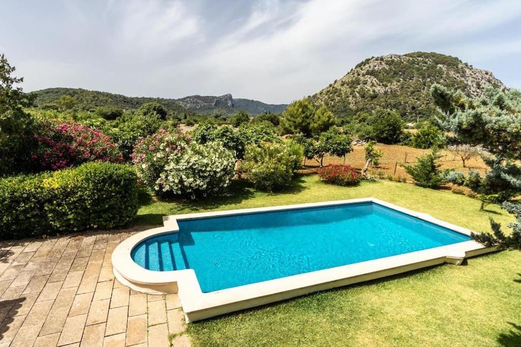 Vakantiehuis 3 Bedrooms With Pool Near By Renthousing