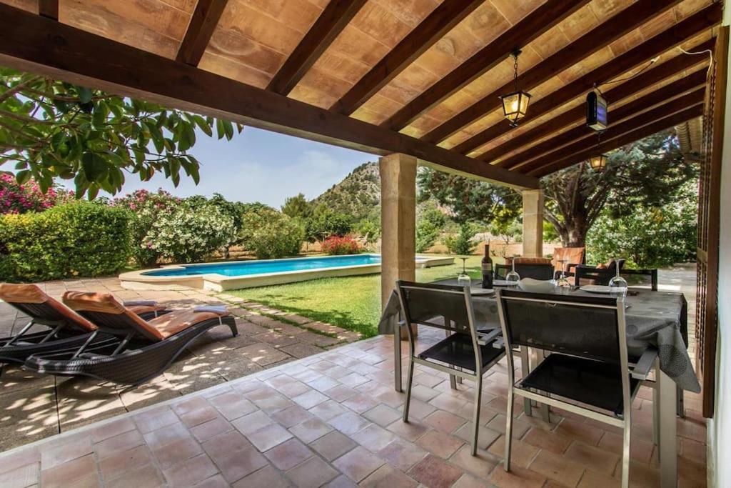 Vakantiehuis 3 Bedrooms With Pool Near By Renthousing