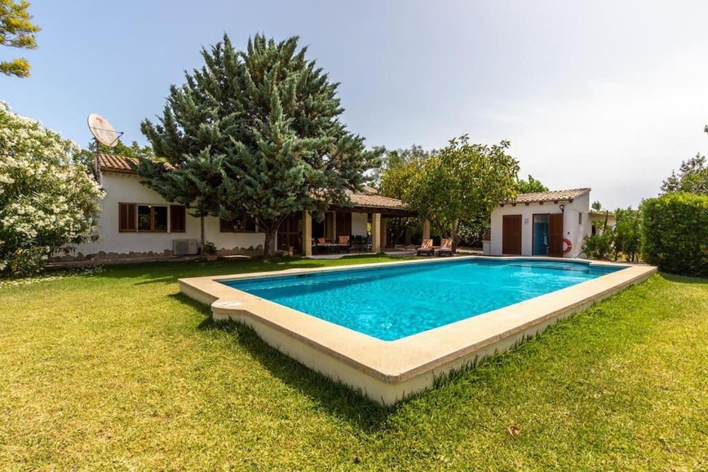 3 Bedrooms With Pool Near By Renthousing Vakantiehuis *