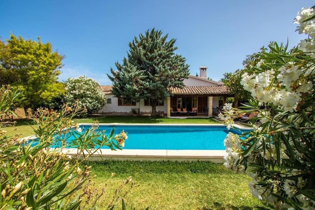 Ferienhaus 3 Bedrooms With Pool Near By Renthousing Pollença